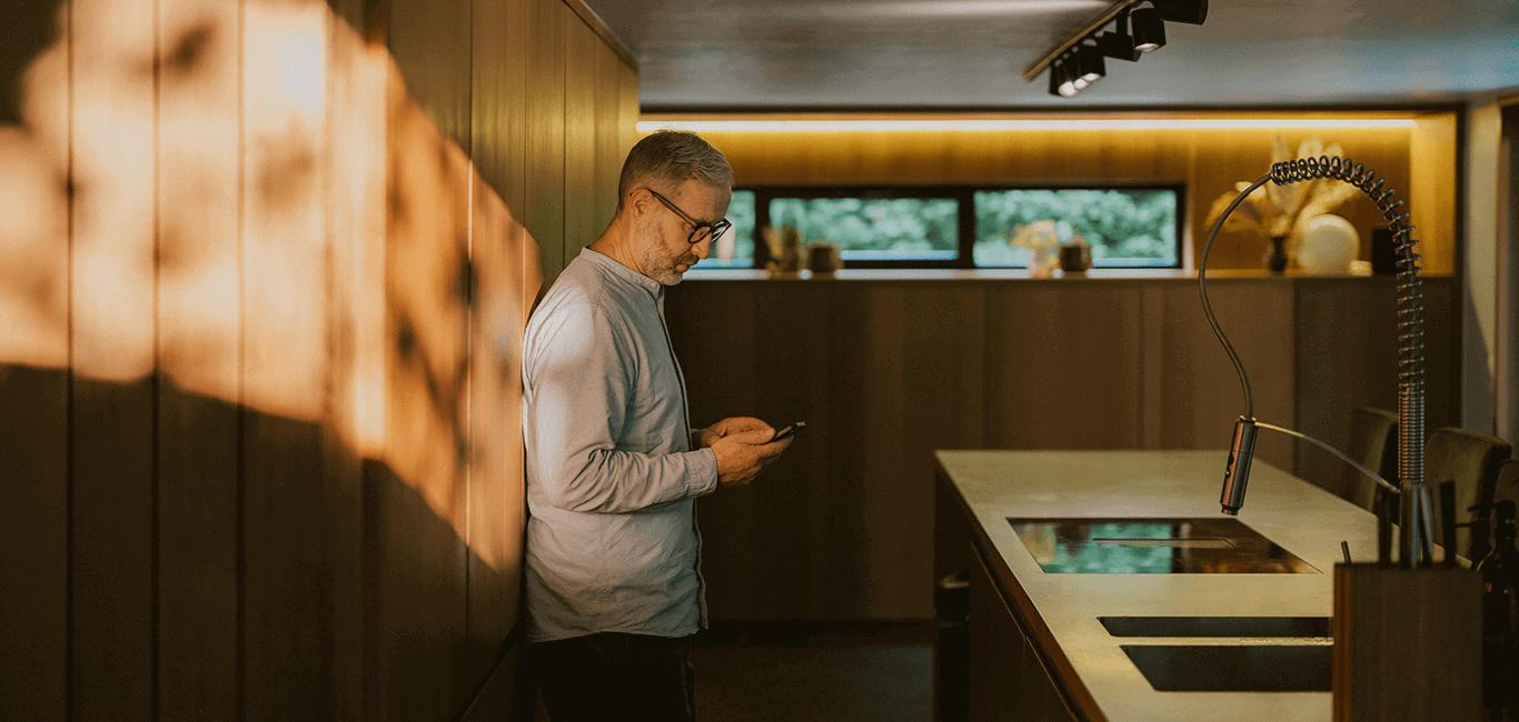 Niko Home Control slimme woningbediening met touchscreen