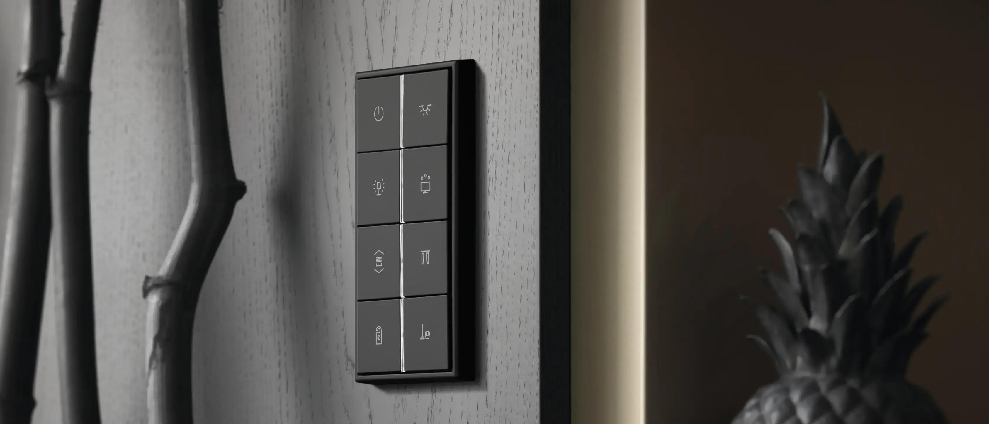 Jung KNX gebouwbeheersysteem: tasters en displays in wit